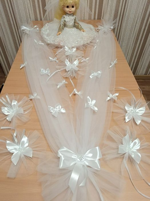 Весільні прикраси на машину. Лялька наречена