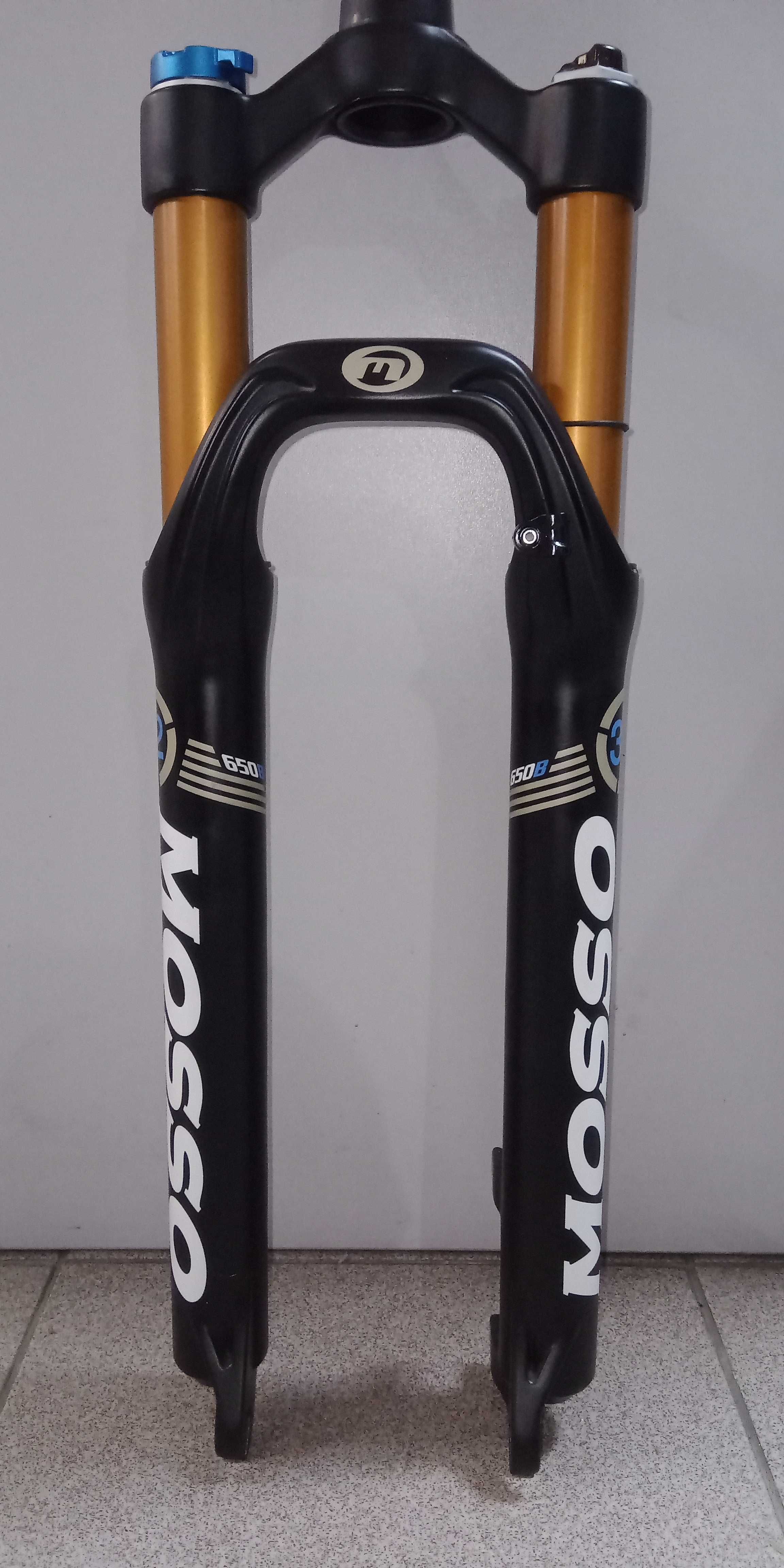 29" та 27,5 Вилка Rock Shox Suntour Fox різні