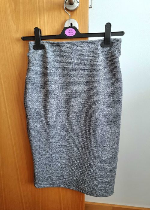 Saia cinzenta de cintura subida Mango, tamanho XS