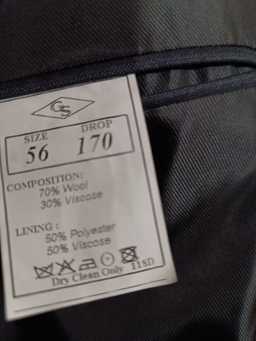 Костюм мужской GS р.56/170 и галстук Pierre cavelli