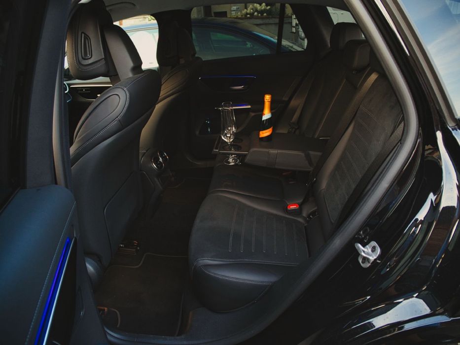 Elegancki Czarny Mercedes GLC do Ślub z Kierowcą - Leszno i okolice