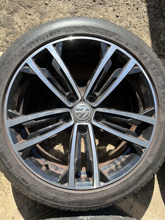 Диски ОРИГ VW Golf R17 5x112 ET49