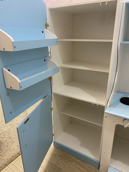 Дитяча кухня деревʼяна