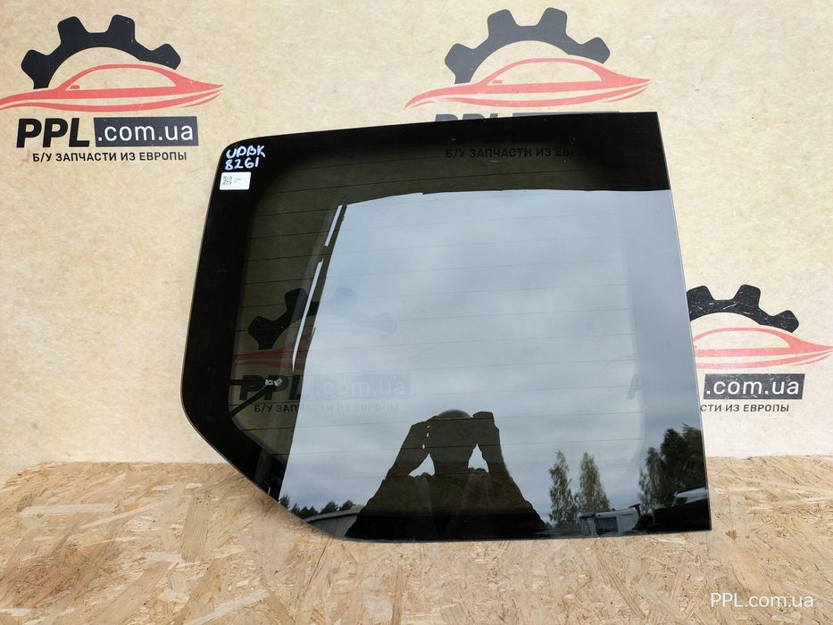 Ford Transit Tourneo Connect Mk2 II 13-21 Стекло двери заднее левое