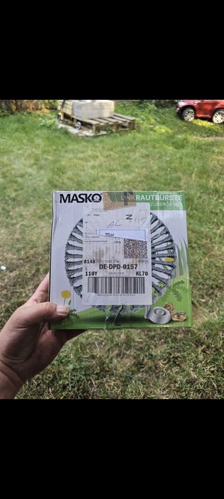 Szczotka do usuwania chwastów