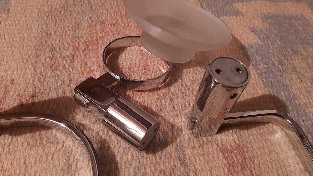 Conjunto de acessorios para WC