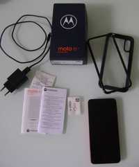 Motorola e7i power dual sim NA GWARANCJI + etui pancerne