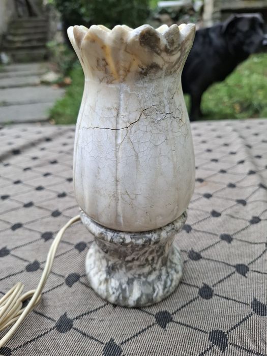 Lampka stolikowa, nocna z marmuru I alabastru, vintage