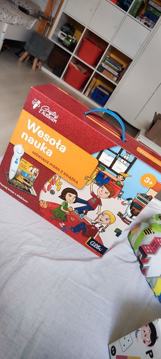 Czytaj z albikiem z piórem