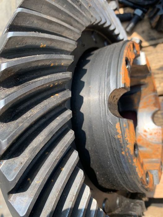 79089819 R49/12M0Y Atak, koło talerzowe mostu tylnego JCB 426/436