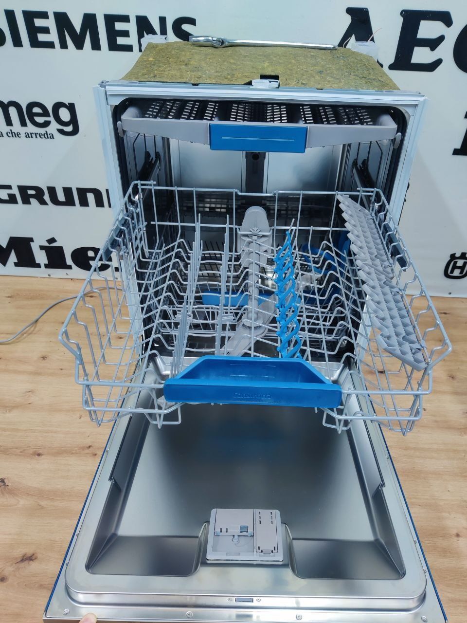 Посудомийна машина NEFF™ Constructa. Внутрішній ринок Німеччини! Ідеал