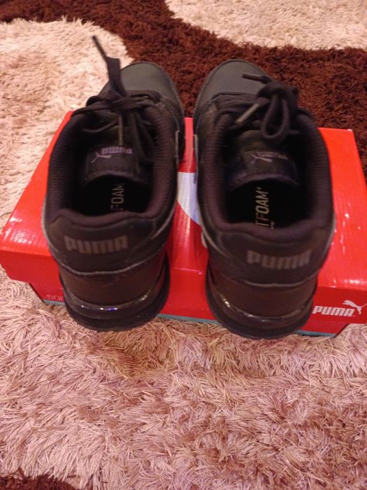 Кросівки PUMA р.39