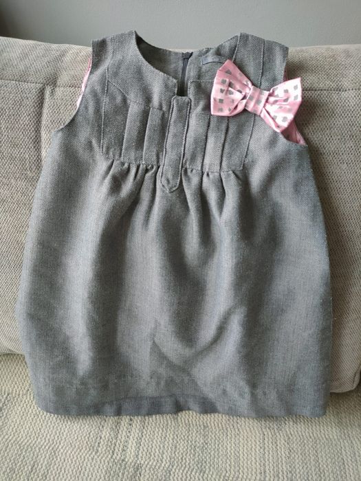 sukienka szaro różowa 98 wizytowa