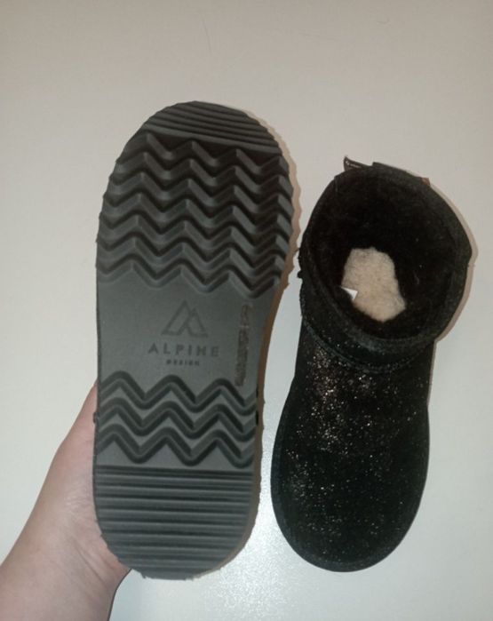 Чоботи угги зимнi дитячi