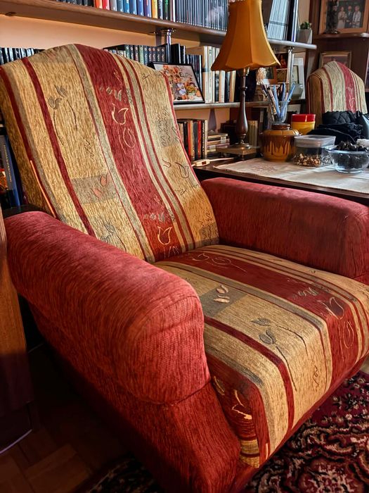 Fotel wypoczynkowy z pufą