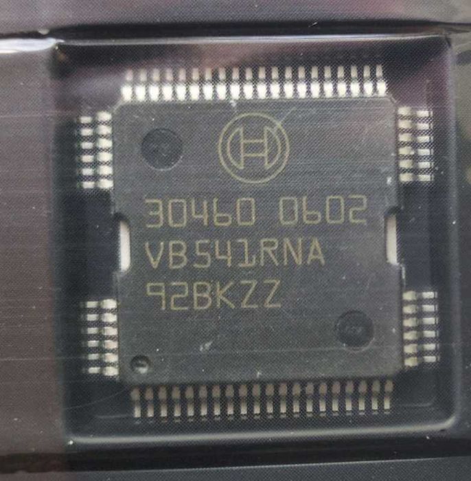 Мікросхема 30554 30460 Bosch 30616 30536 HQFP-64 30591 30618