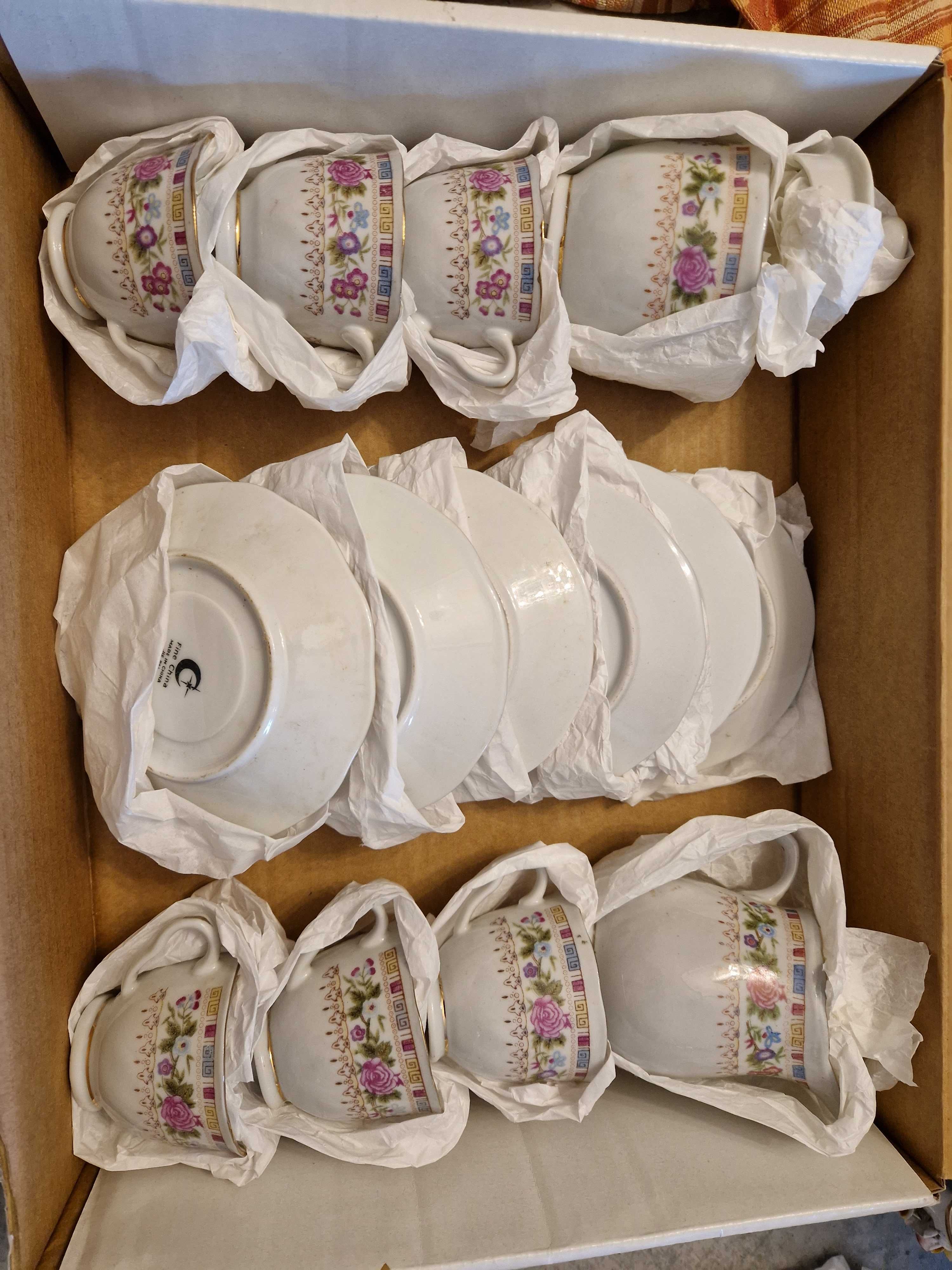 Conjunto de café em porcelana Fine china vintage