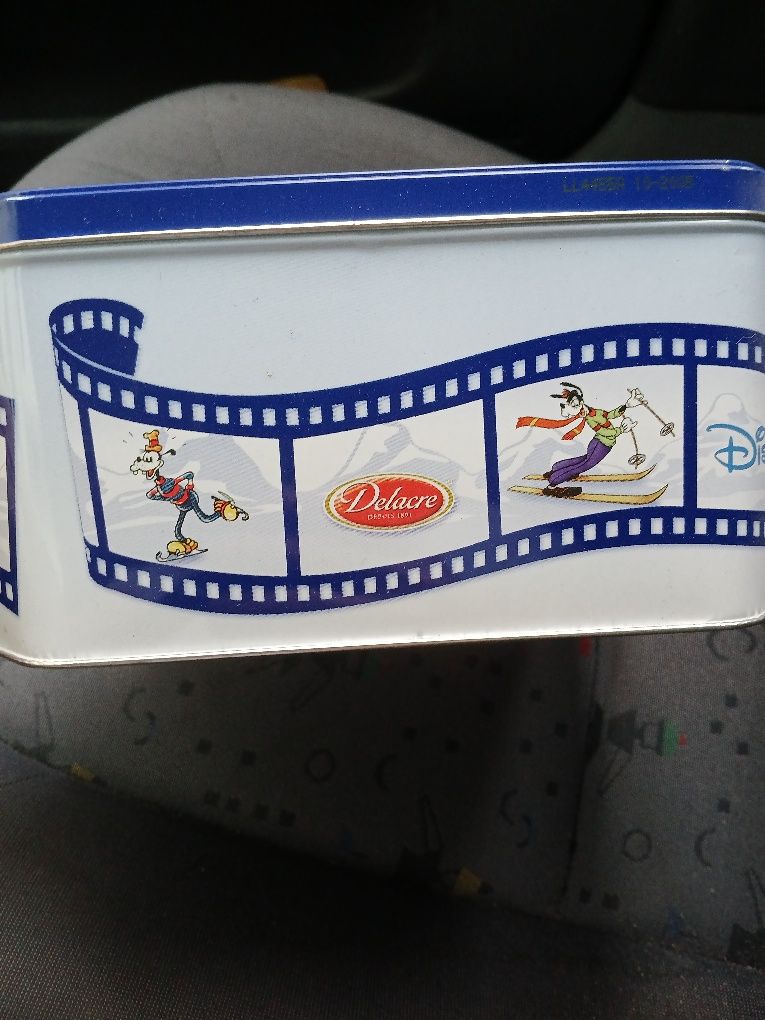 Puszka metalowa Walt Disney