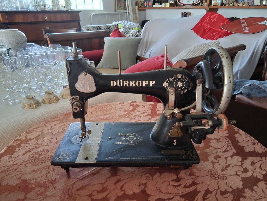 Cabeça de máquina de costura antiga - marca Dürkopp