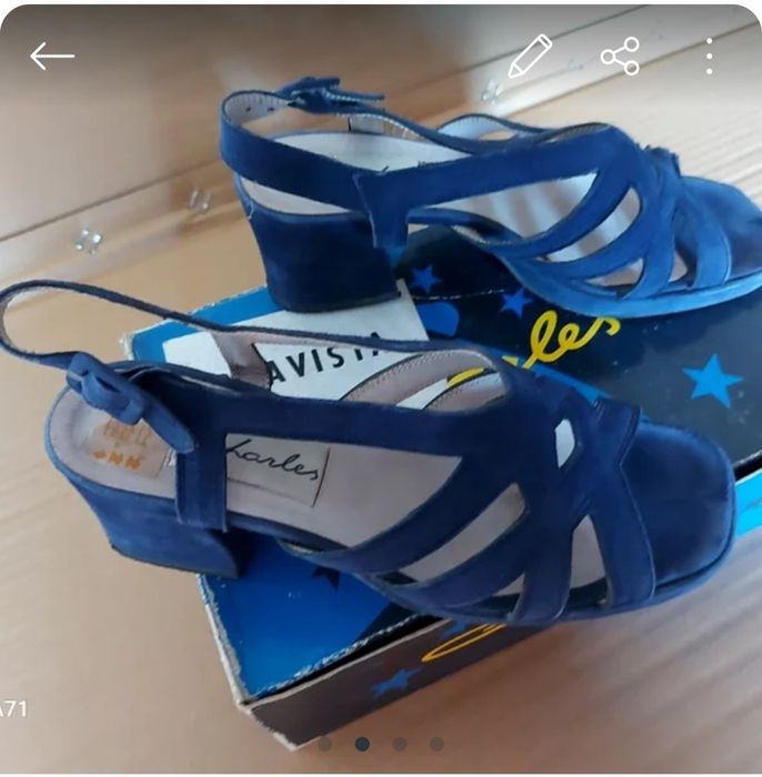 Sandalias rasas de veludo