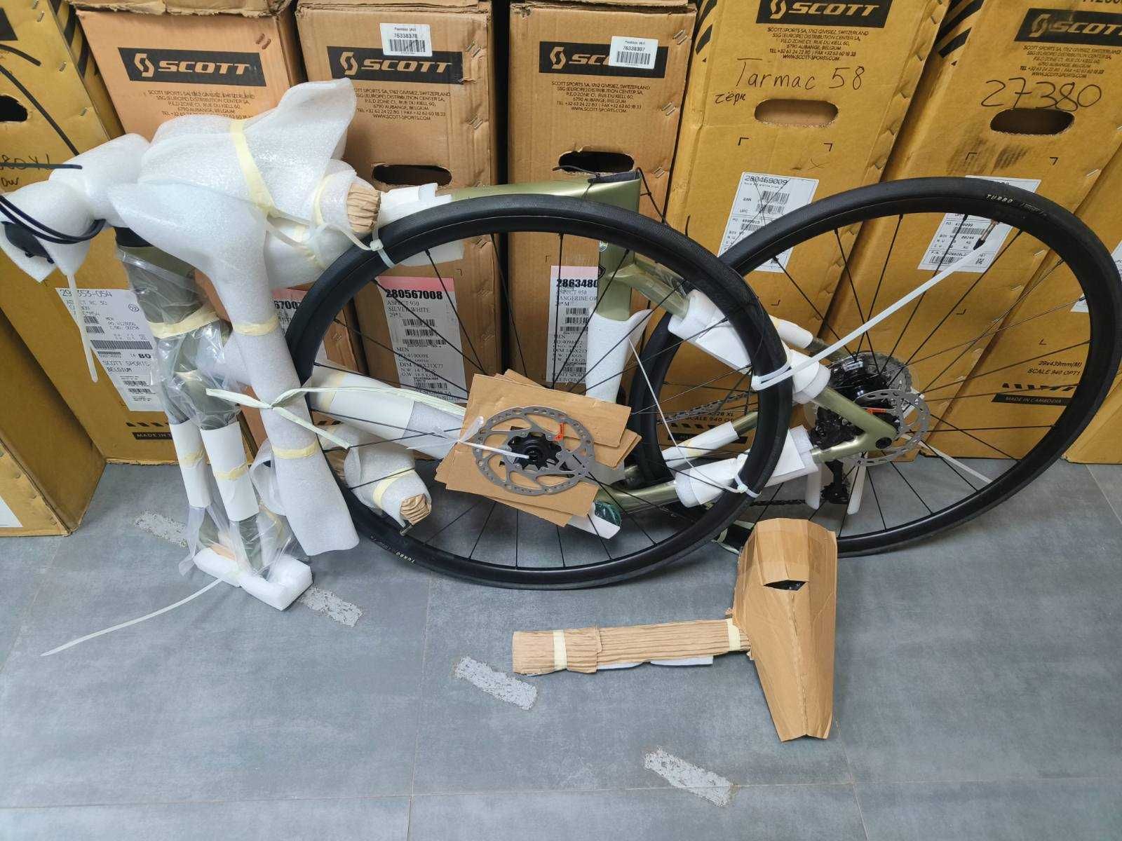 Шосейні велосипеди Specialized Tarmac SL7 Comp 2025