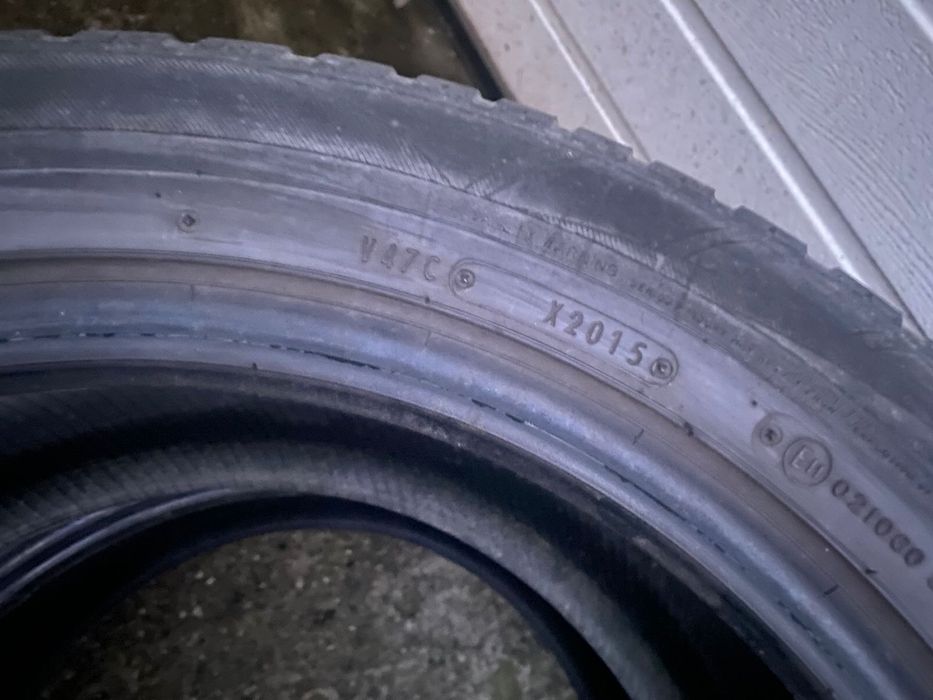 Зимние шины 235/55 r18   2 шт
