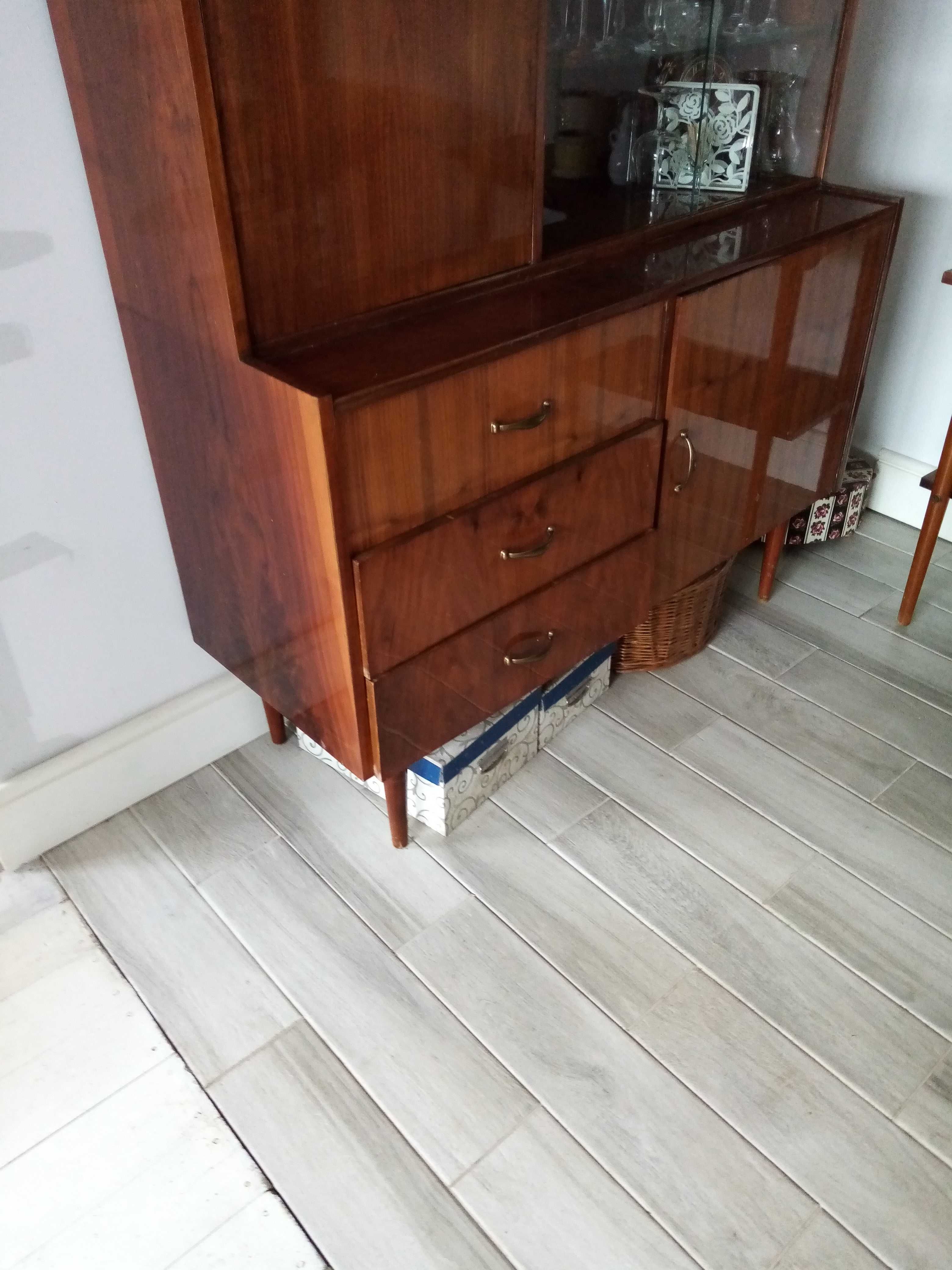 Witryna kredens lata 60