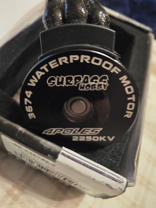 Motor rc a prova de água