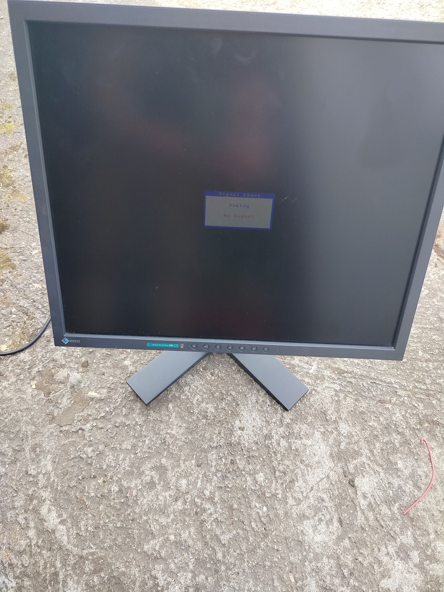 Monitory NEC i Eizo