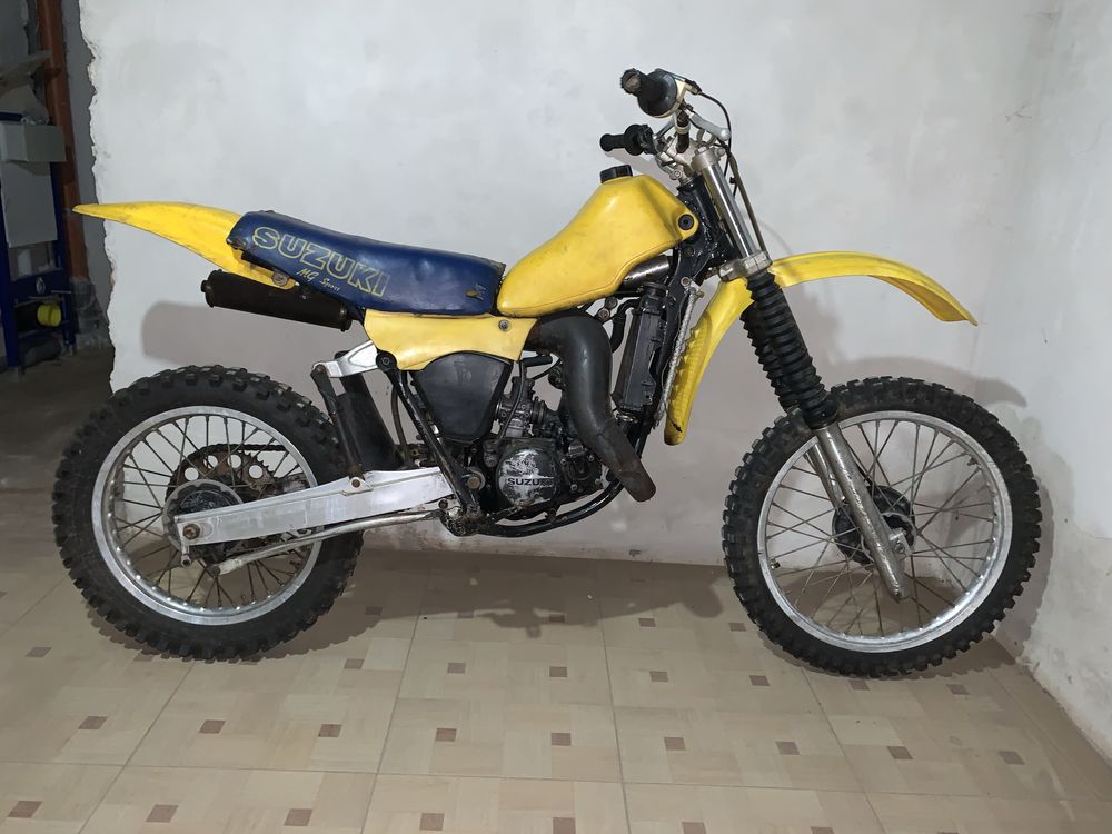 Suzuki RM125 1988