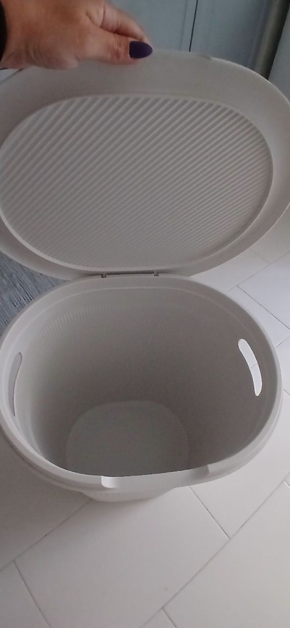 Cesto roupa branco