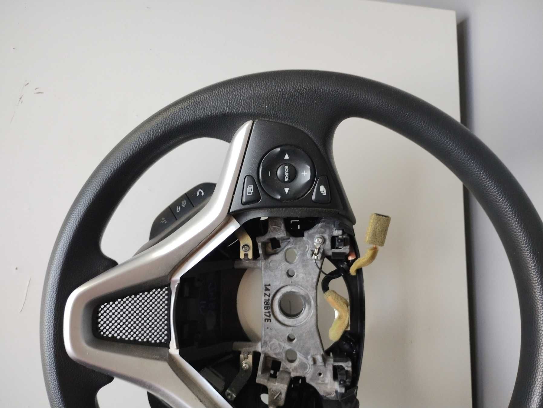 Kierownica Honda Jazz IV Ładna multifunkcja