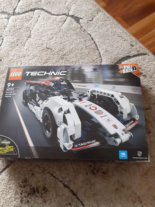Lego technic 42137