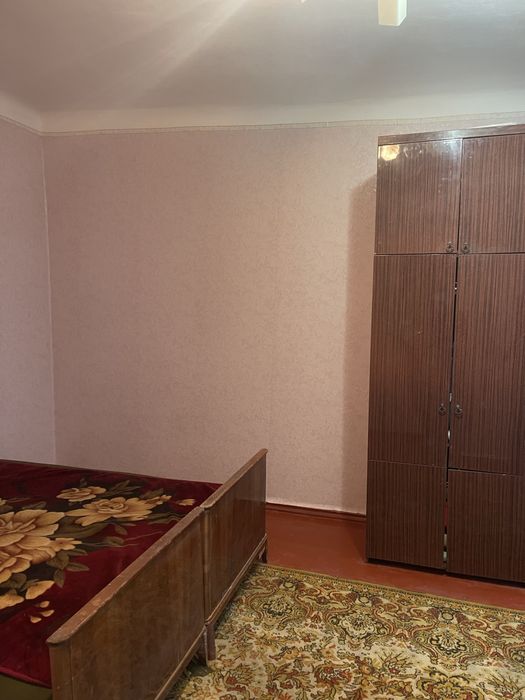 Шевченковский  район  ул. Краснова  1-но ком. квартира