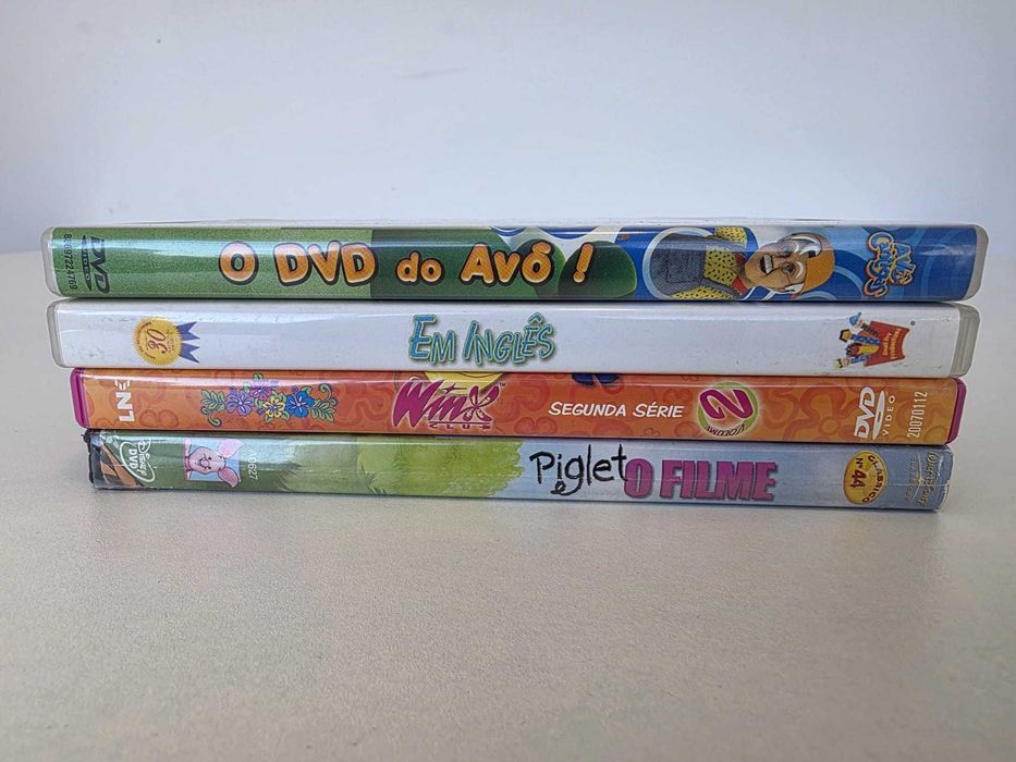 Lote 4 DVDs Infantis – Piglet, Winx Club, Avô Cantigas, Inglês
