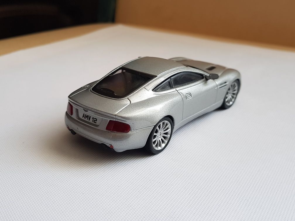 Суперкари від DeAgostini, маштаб 1:43 "Aston Martin"