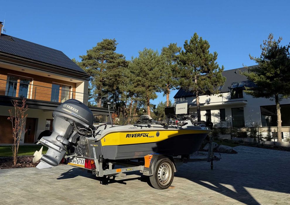 Łódź wędkarska RIVERFOX 420C + YAMAHA 40+dziobowy - komplet