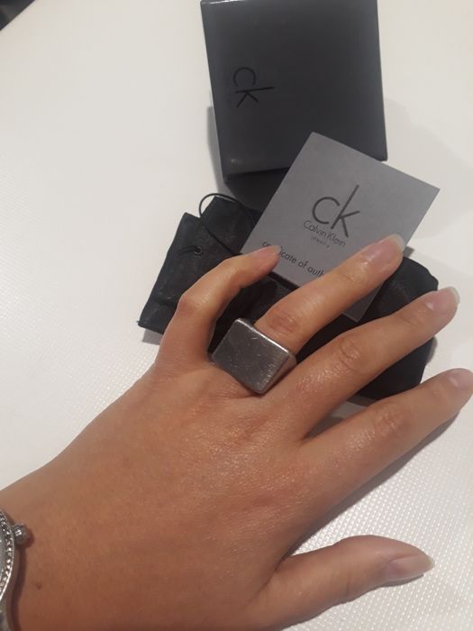 Anel Calvin Klein original