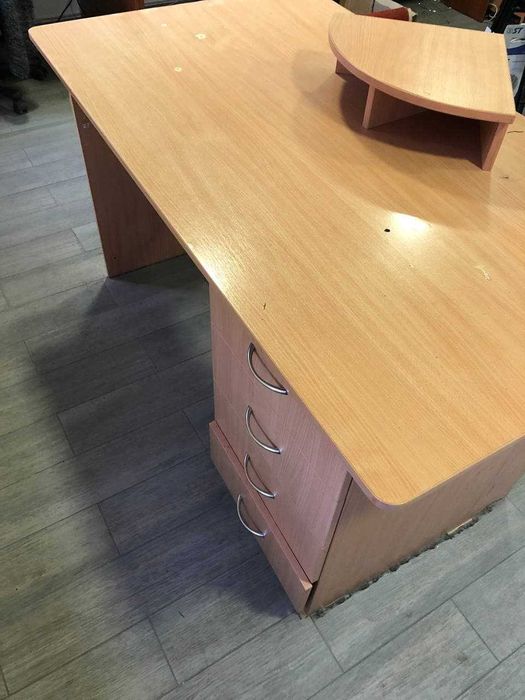 Офісні меблі для кол-центру