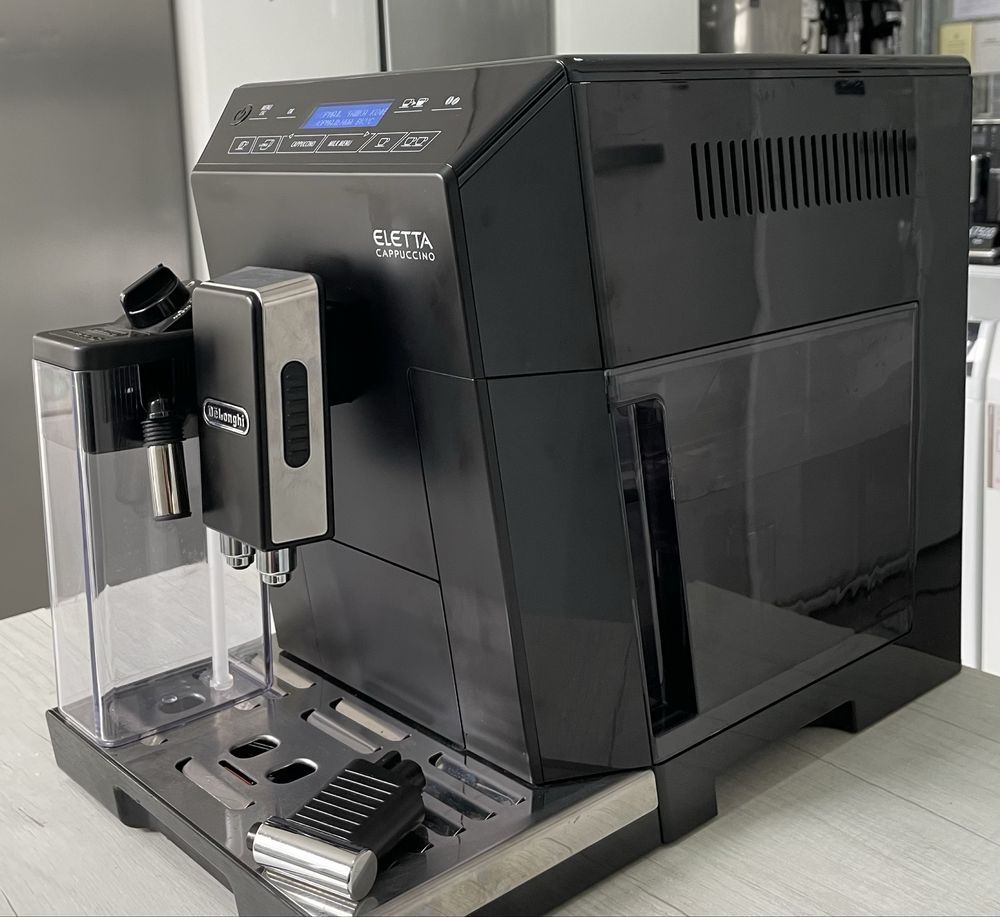 Кофемашина Delonghi ECAM44.668.B Eletta Cappuccino новый молочник гарн