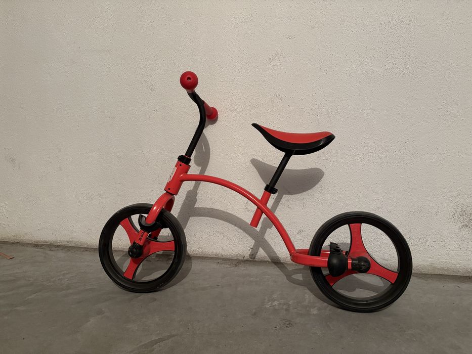 Bicicleta sem pedais para iniciação