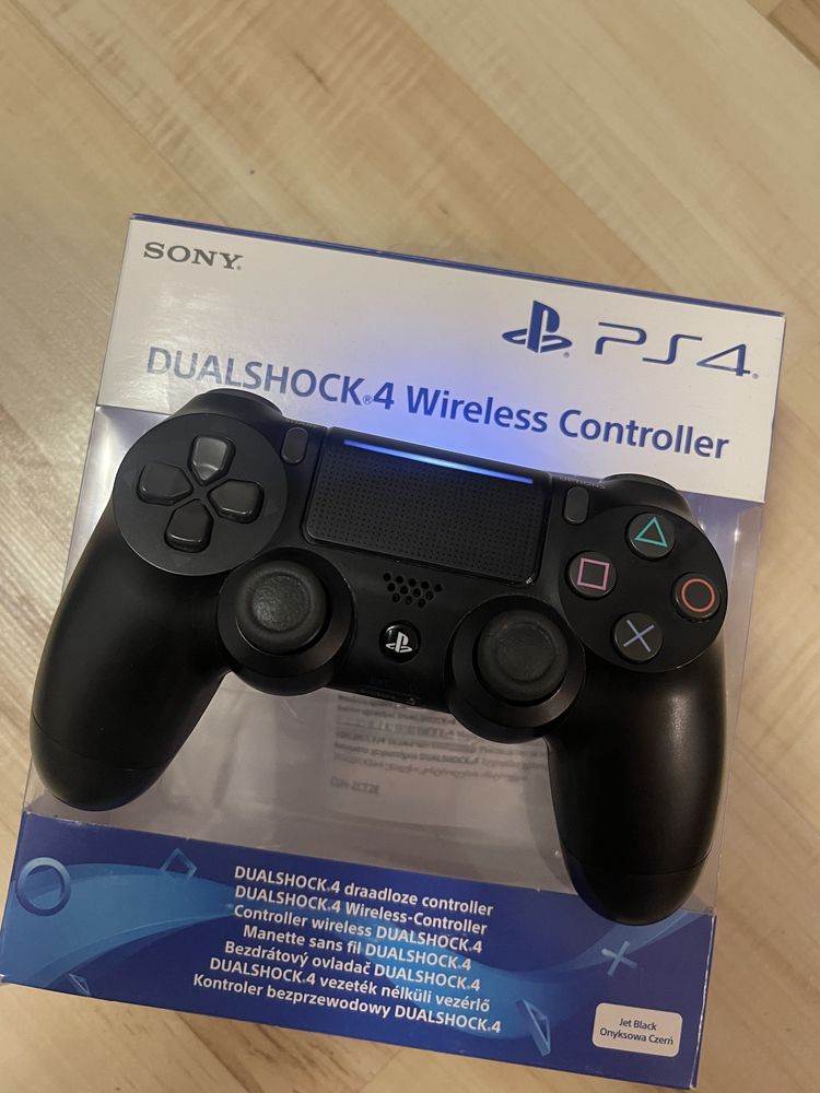 Prawie nowy, w pudełku, ORYGINALNY. Pad PS4. V2 Dualshock 4 Kontroler