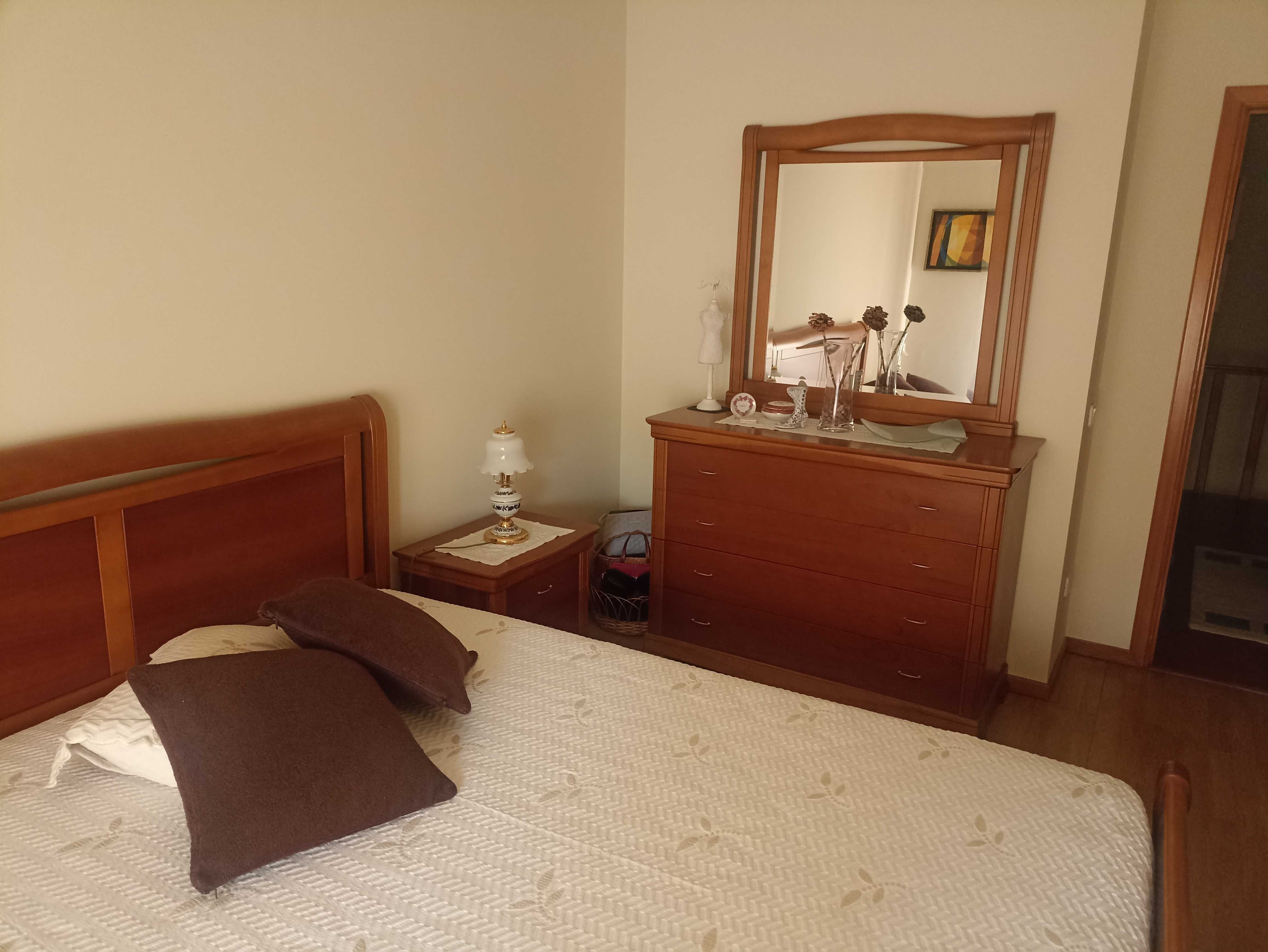 Quarto casal 1.40x2 Cerejeira