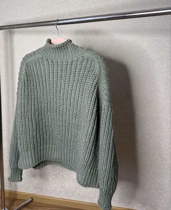 Жіночий брендовий  светер НМ , стан нового