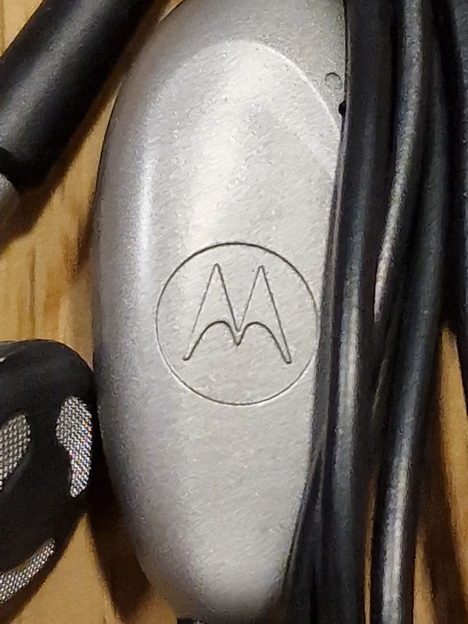 Oryginalne NOWE sluchawki kablowe Motorola V3 mono - Tanio !!!