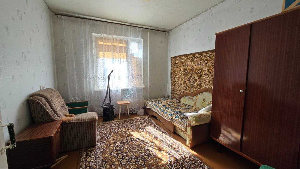 Продам 2-х кімнатну квартиру в центрі міста