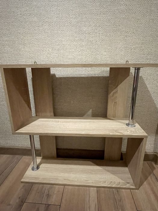 Продам полицю. Нова. Ціна 1000 грн.