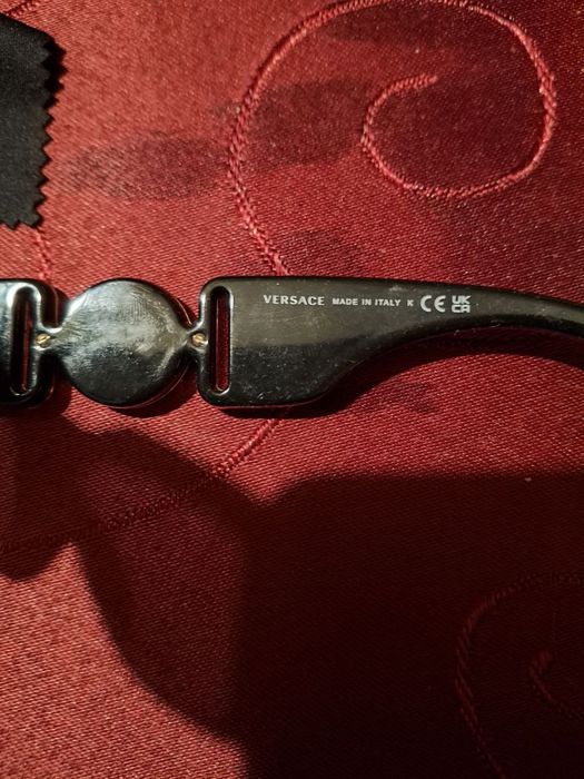 солнцезащитные очки Versace