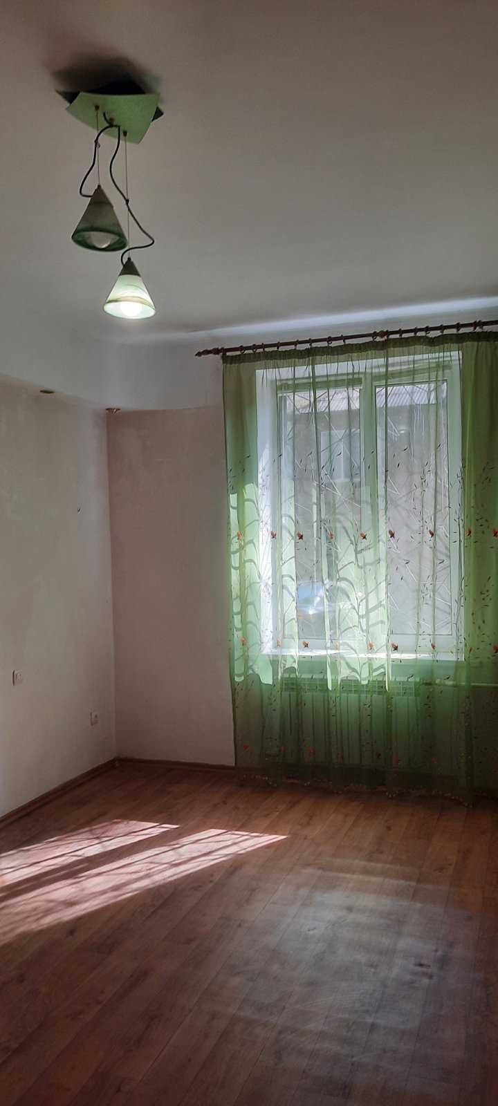 Продам 2х комнатную квартиру на Дзержинке