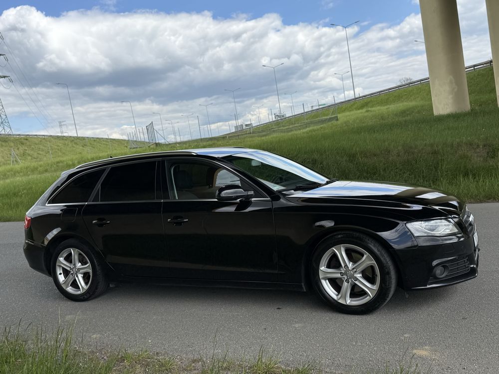Audi A4_B8_17 Alusy_Bezwypadek_LED_2.0 TDI -Manual_Mega Zadbana!!